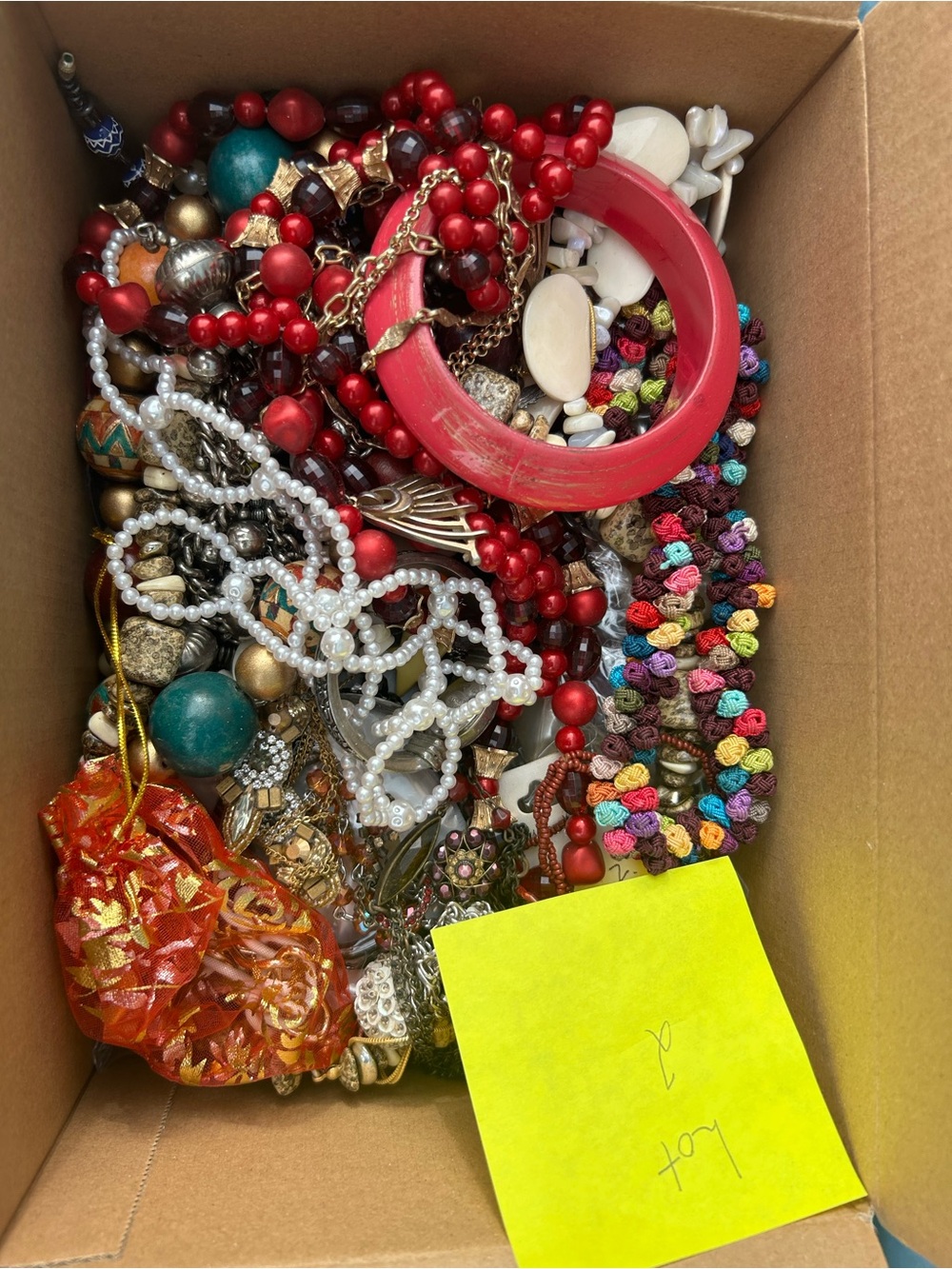 Assorted Vintage Jewelry Necklaces, Bracelets, 5lb Jewlery Wear/Craft Lot 2